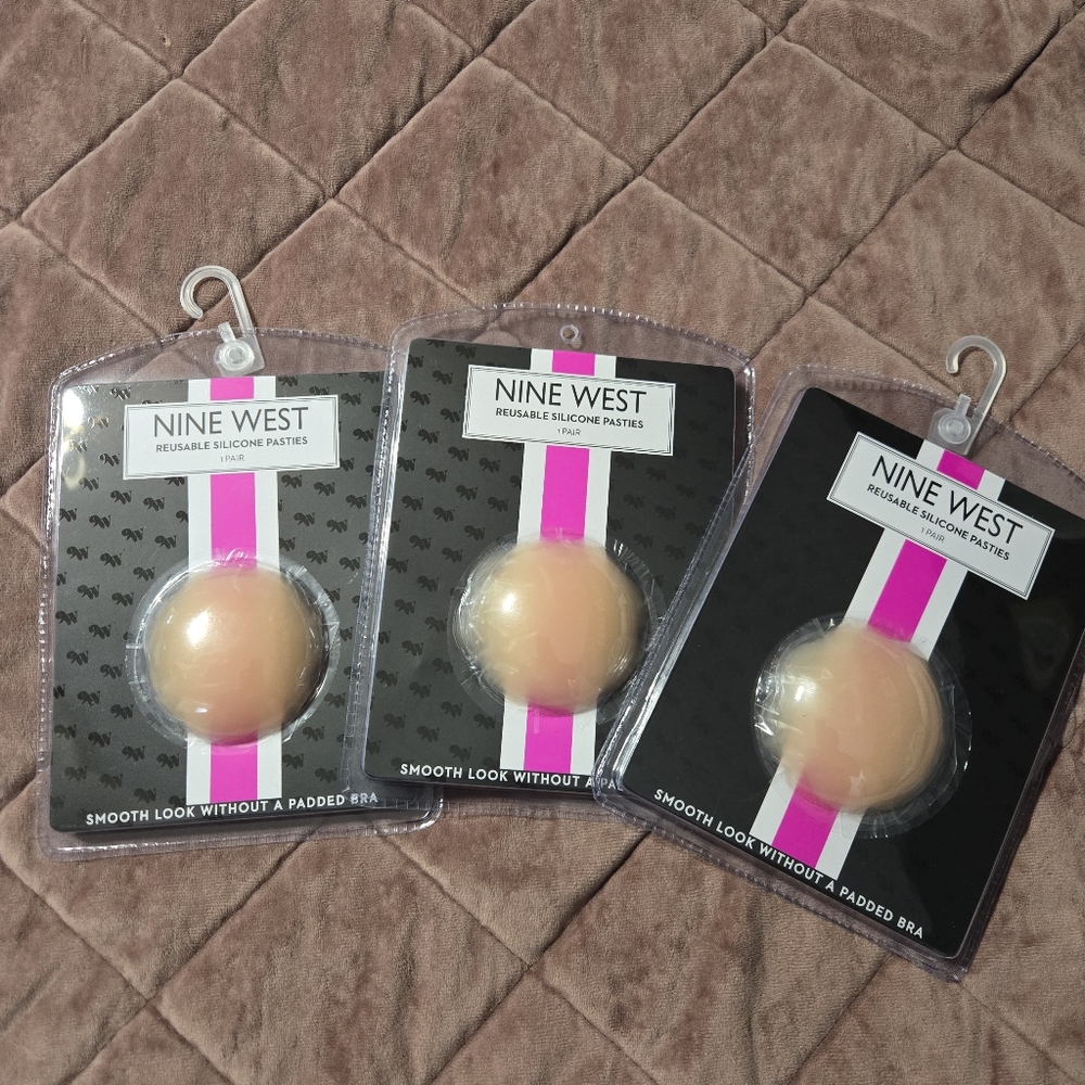 Nine West Reusable Silicone Pasties